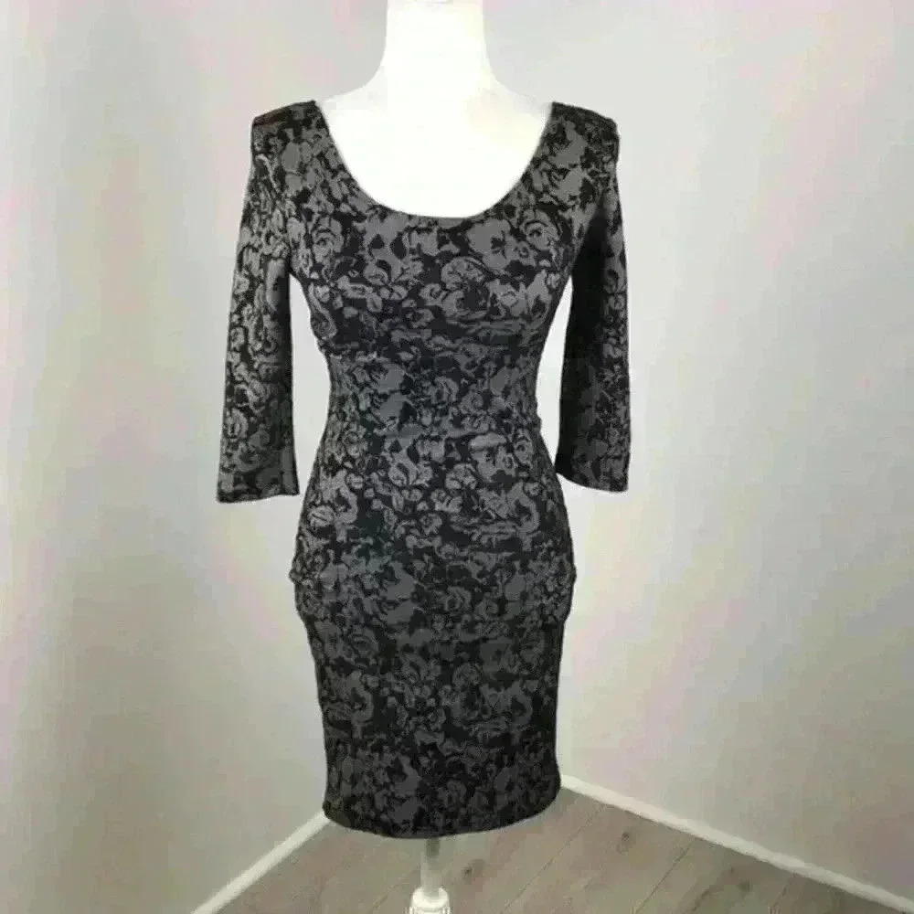 Brat Star Half Sleeve Bodycon Dress Size S